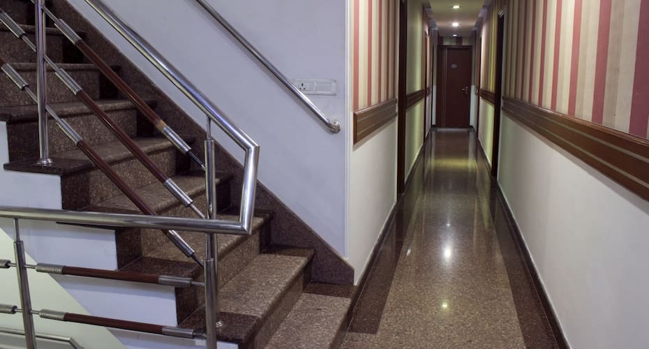Hotel Arina Inn Daryaganj, New Delhi 2
